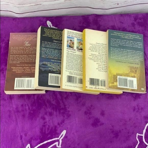 Romance Lot Of 5 Books Christine Feehan‎ Karen Marie Moning paperback book - Picture 3 of 3